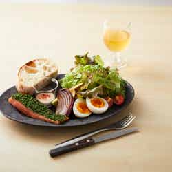 ブランチプレート サーモン2,145円/提供画像