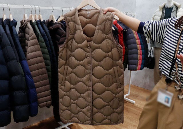 ユニクロ　ダウンベスト　ライトダウン