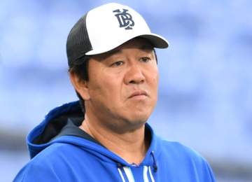 DeNA 鈴木尚典2軍打撃育成コーチを1軍に配置転換 1軍打撃コーチを2→3人に 木村社長「打線で勝っていけるように」