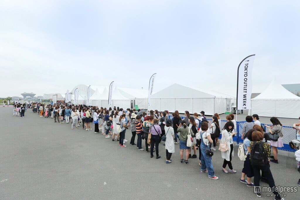 「TOKYO OUTLET WEEK 2015 SPRING/SUMMER」会場の様子