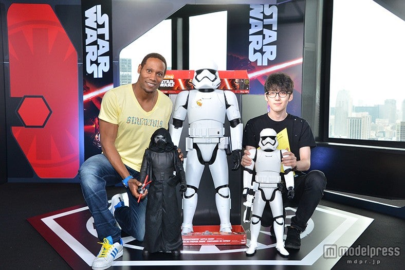 「スター・ウォーズ」、ファン待望グッズを世界初お披露目