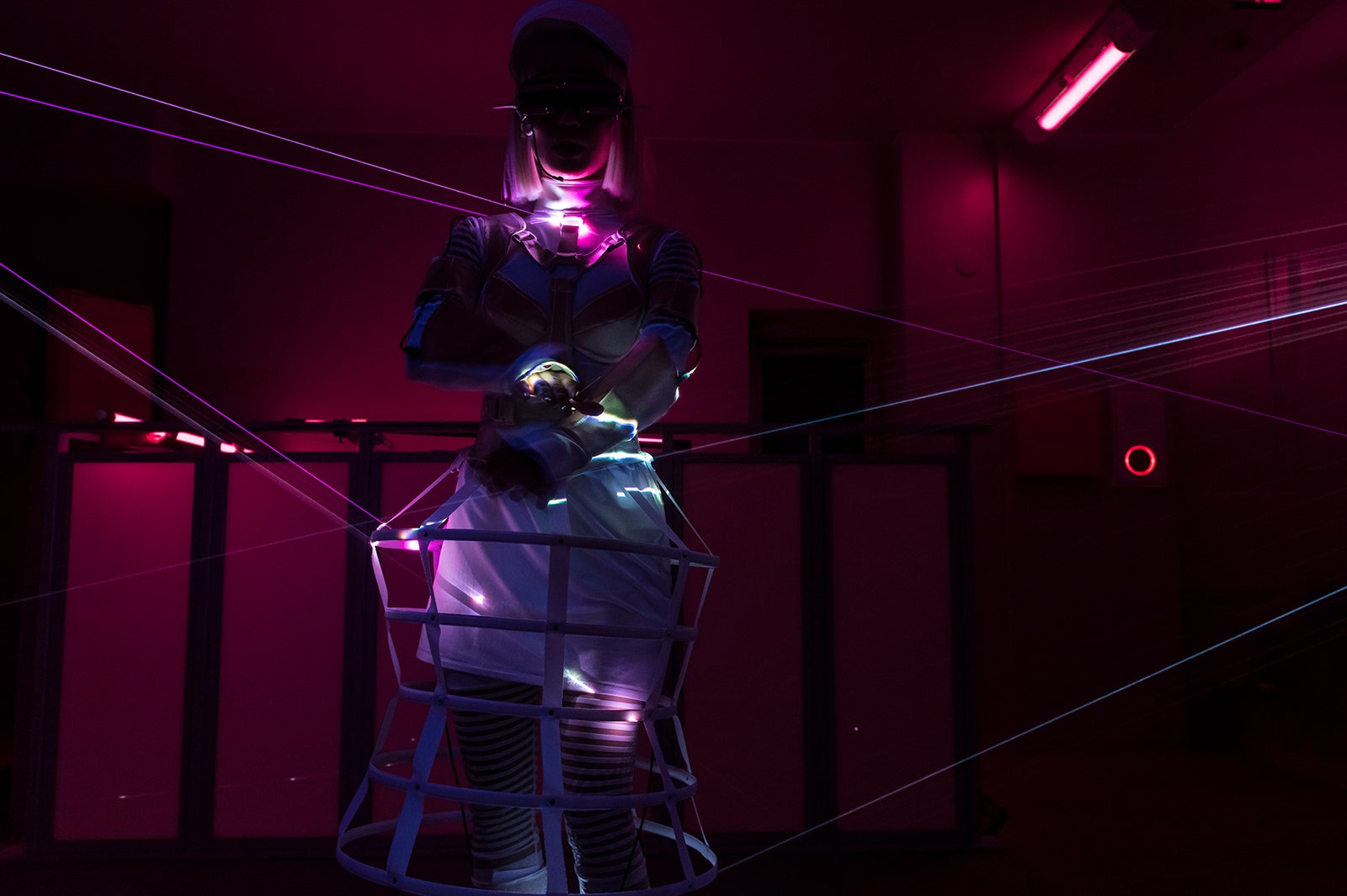 2F TECH Dancehall（画像提供：avex）