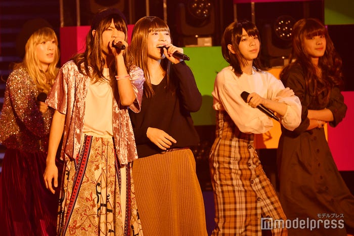 M!LK (C)モデルプレス