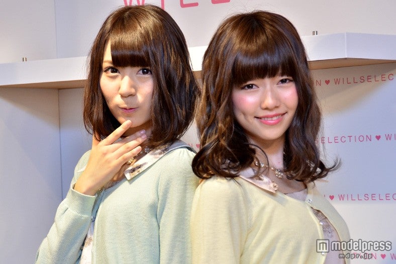 （左から）菊地あやか、島崎遥香