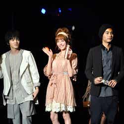 (写真左から)林遣都、藤井リナ、中村蒼