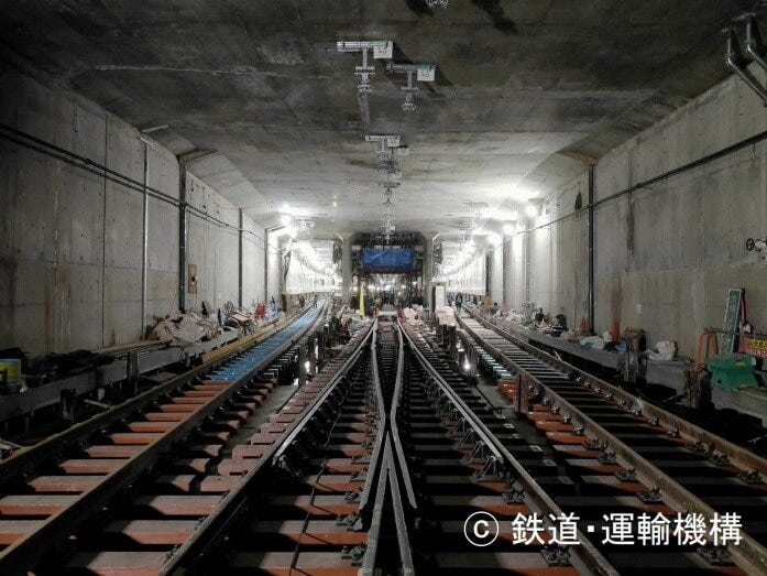 工事中の新横浜駅付近