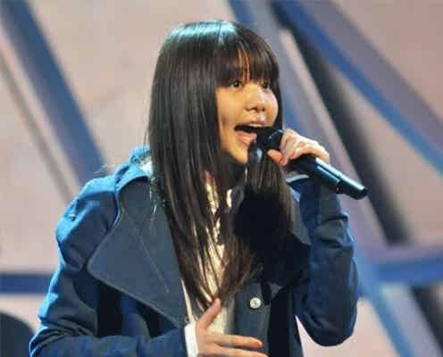 <紅白本番>いきものがかり、伸びのある歌声で「歩いていこう」熱唱