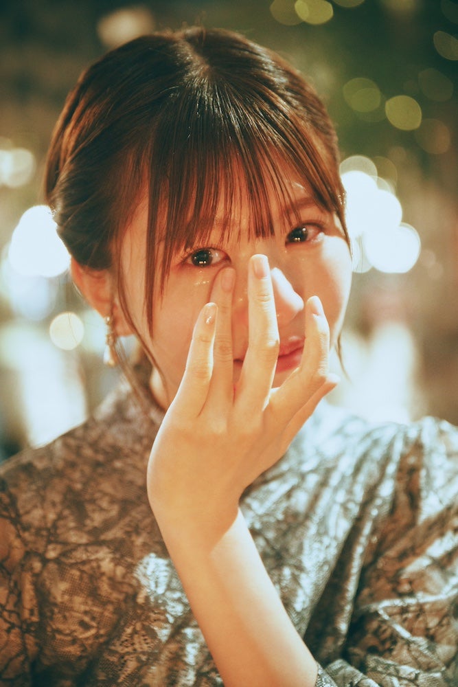 日向坂46松田好花、サプライズに感動の涙 先行カット第7弾解禁＜振り向いて＞