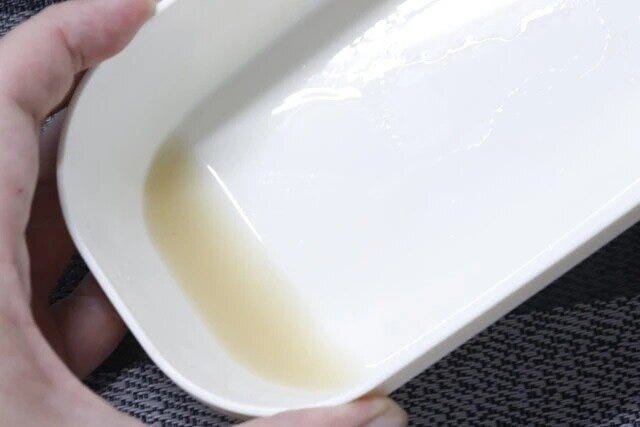 セリアのすのこ付きお弁当箱に残った汁気