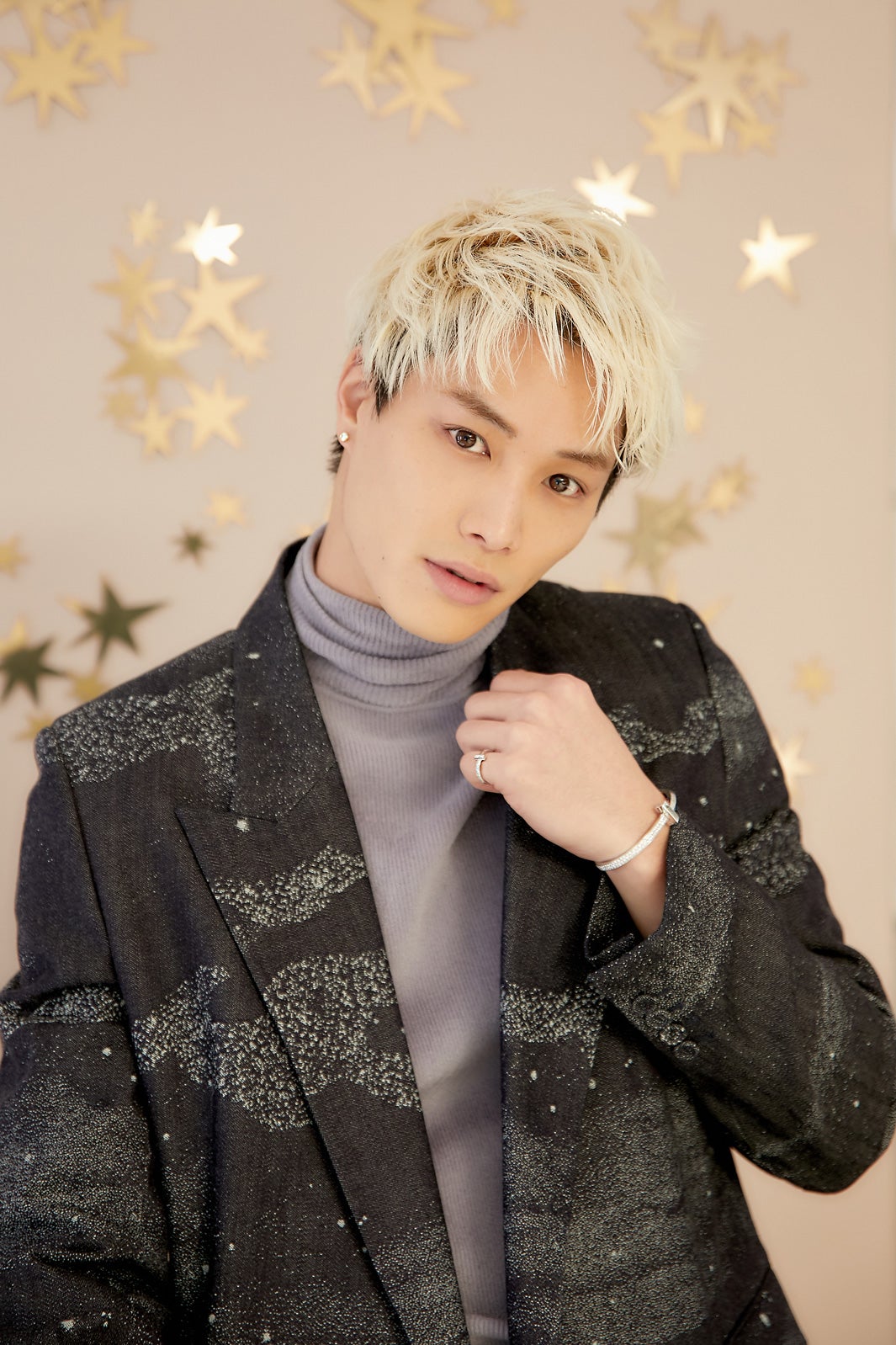 鈴木伸之（C）2021 Tiffany and Company.