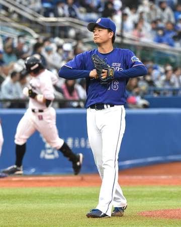 中日 ドラフト2位・桜井に悪夢の三回 5連打浴びて一挙5失点→井上監督がベンチ出て交代告げる プロ2戦目で洗礼受ける