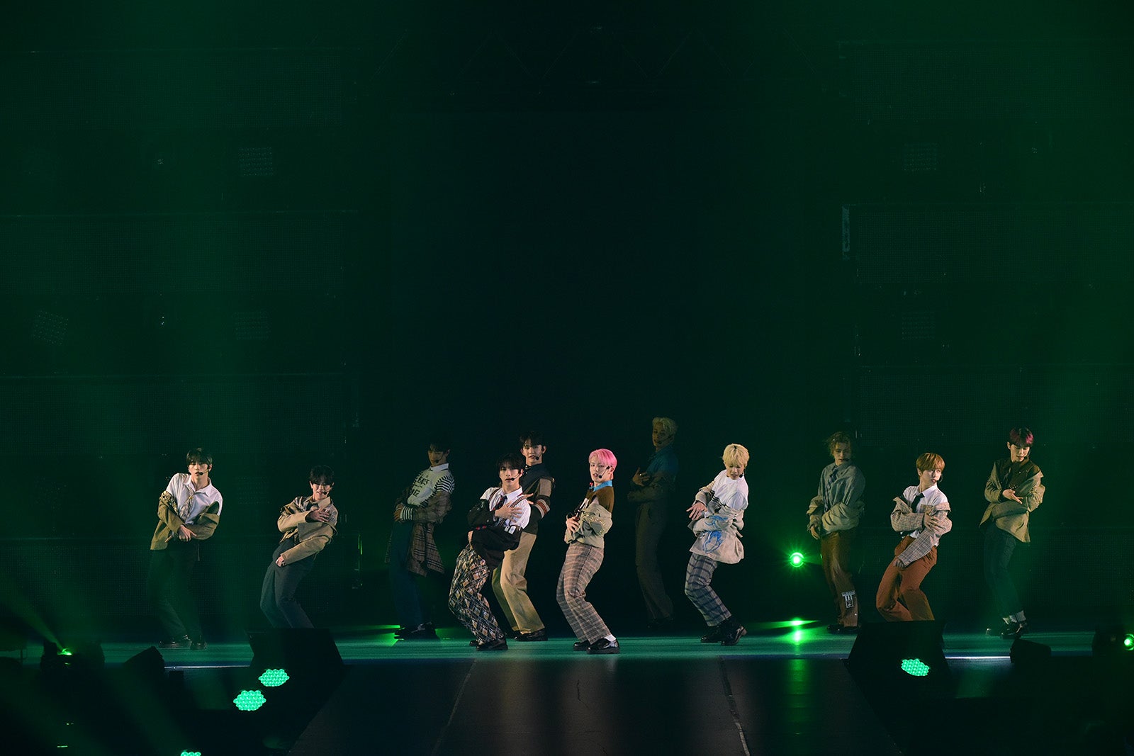 INI（C）Rakuten GirlsAward 2023 S／S