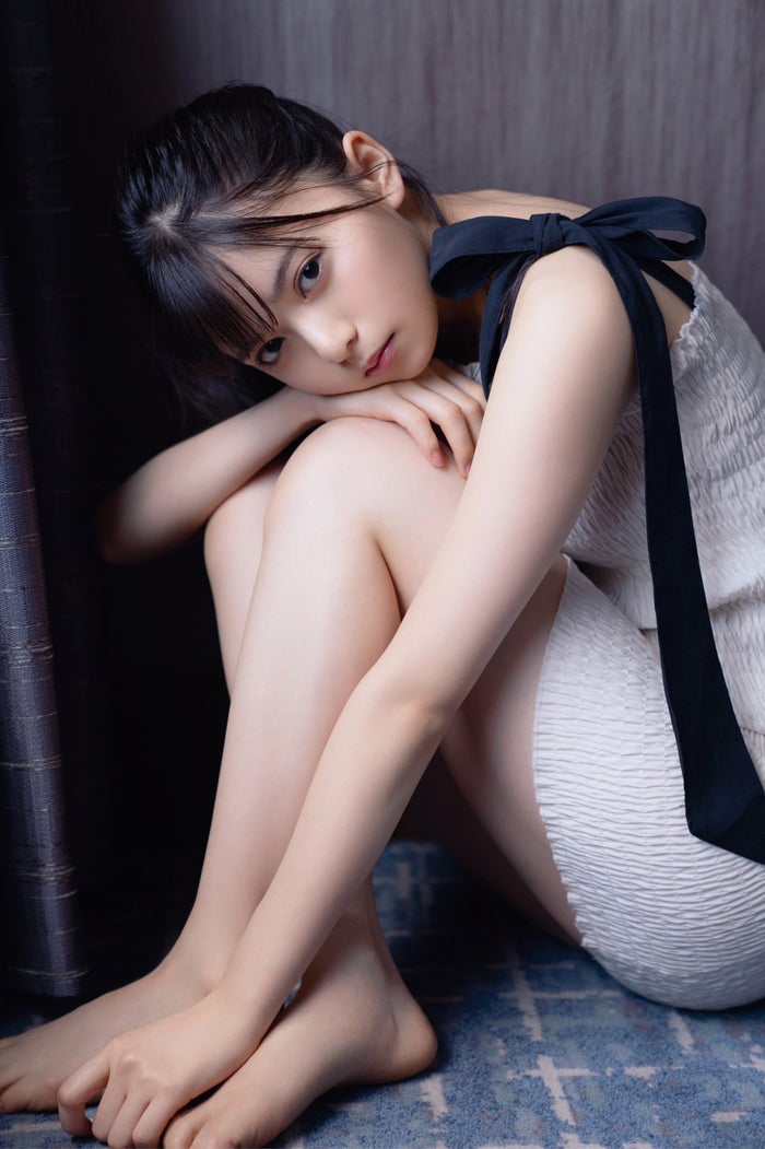 齋藤飛鳥 過去最高に大人 な表情見せる 乃木坂46 4週連続掲載 第1弾 モデルプレス