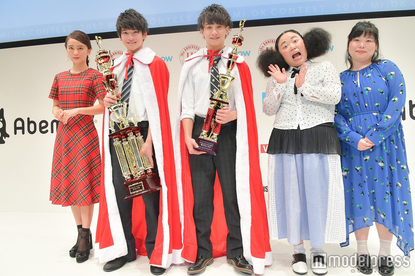 （左から）岡田結実高橋文哉くん、黒田昊夢くん、江上敬子、近藤くみこ （C）モデルプレス