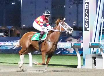 【地方競馬】今村聖奈が川崎初騎乗初勝利！クリスタルタワーで4馬身差V「思い入れのある馬。勝ち切ってくれて良かった」