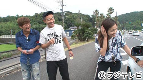 (左から)大竹一樹、木梨憲武、黒木メイサ
