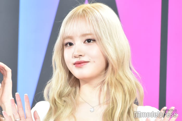 リズ(C)モデルプレス