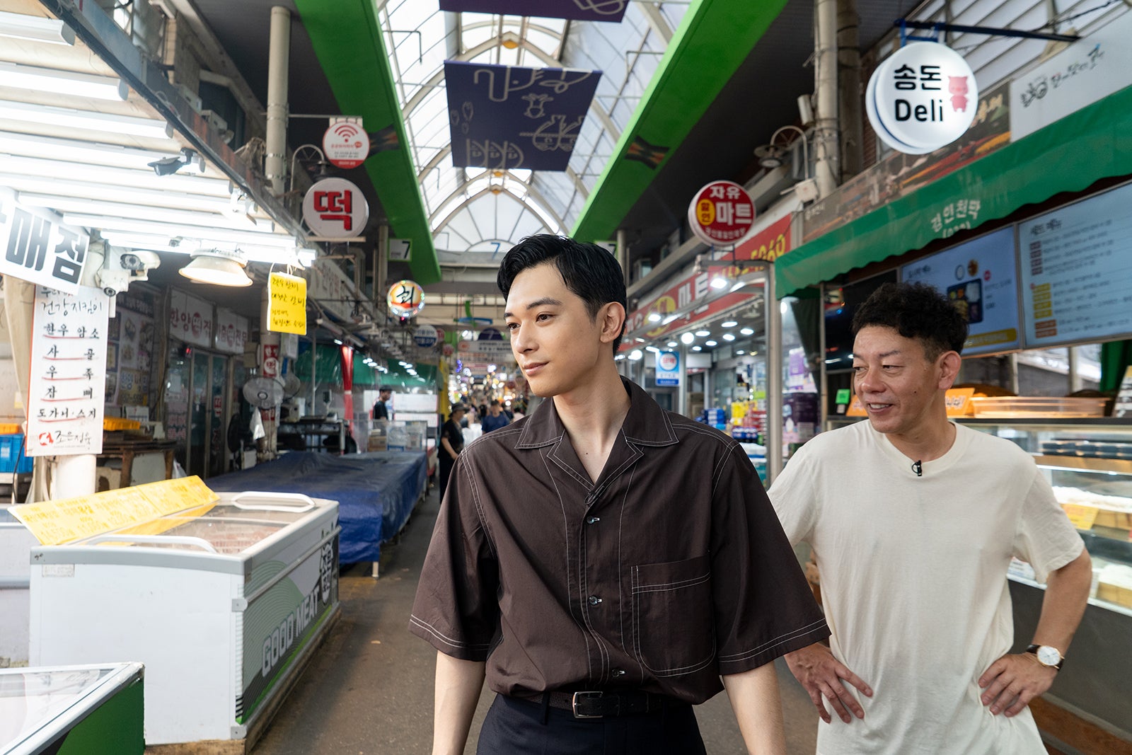 吉沢亮、浜崎慎治監督「第29回 富川国際ファンタスティック映画祭」（C）2025「ババンババンバンバンパイア」製作委員会（C）奥嶋ひろまさ（秋田書店）2022