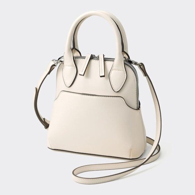 GU　オーバーサイズベスト　今っぽワントーンコーデ　マニッシュ　asuka　イラスト　ボストンミニショルダーバッグ