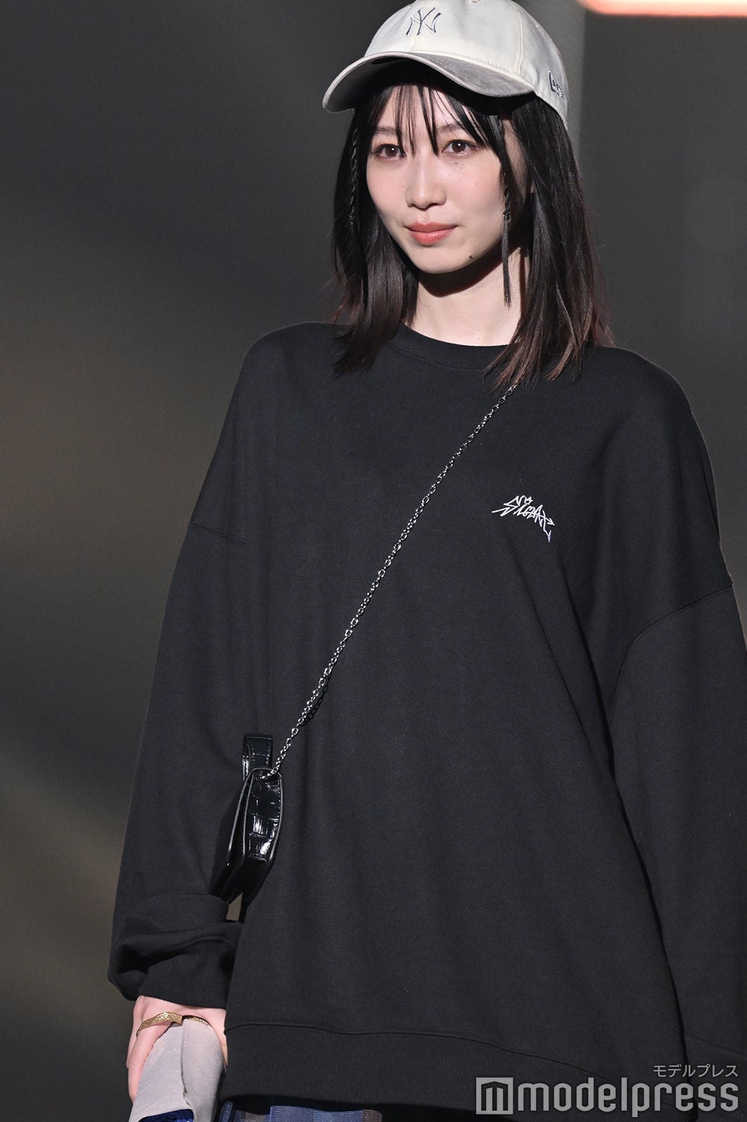 岡本夏美（C）モデルプレス