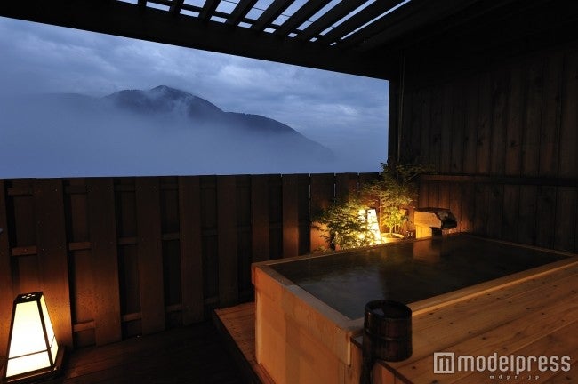 「強羅天翠」温泉一例／画像提供：WRO