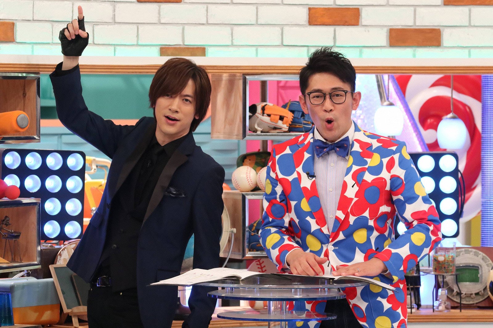 （左から）DAIGO、ビビる大木 （C）フジテレビ