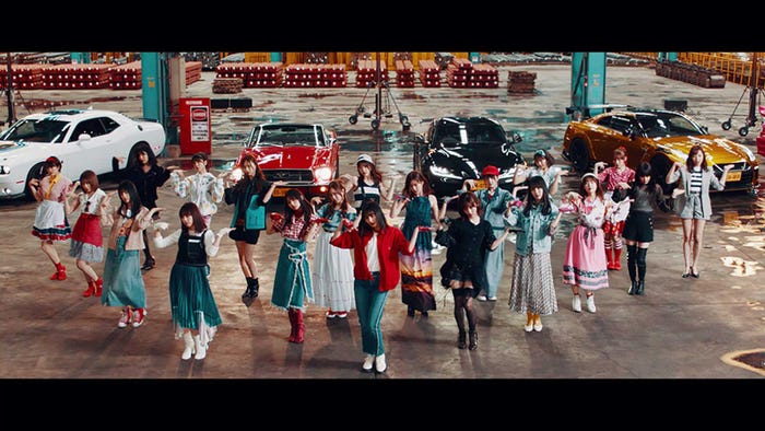 乃木坂46「ごめんねFingers crossed」MVより(提供写真)