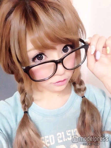 ガールズブロガースタイル2013A／Wに出演するおかりえ