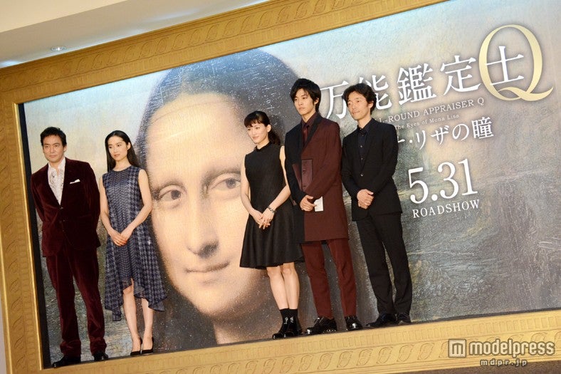 （左から）村上弘明、初音映莉子、綾瀬はるか、松坂桃李、佐藤信介監督