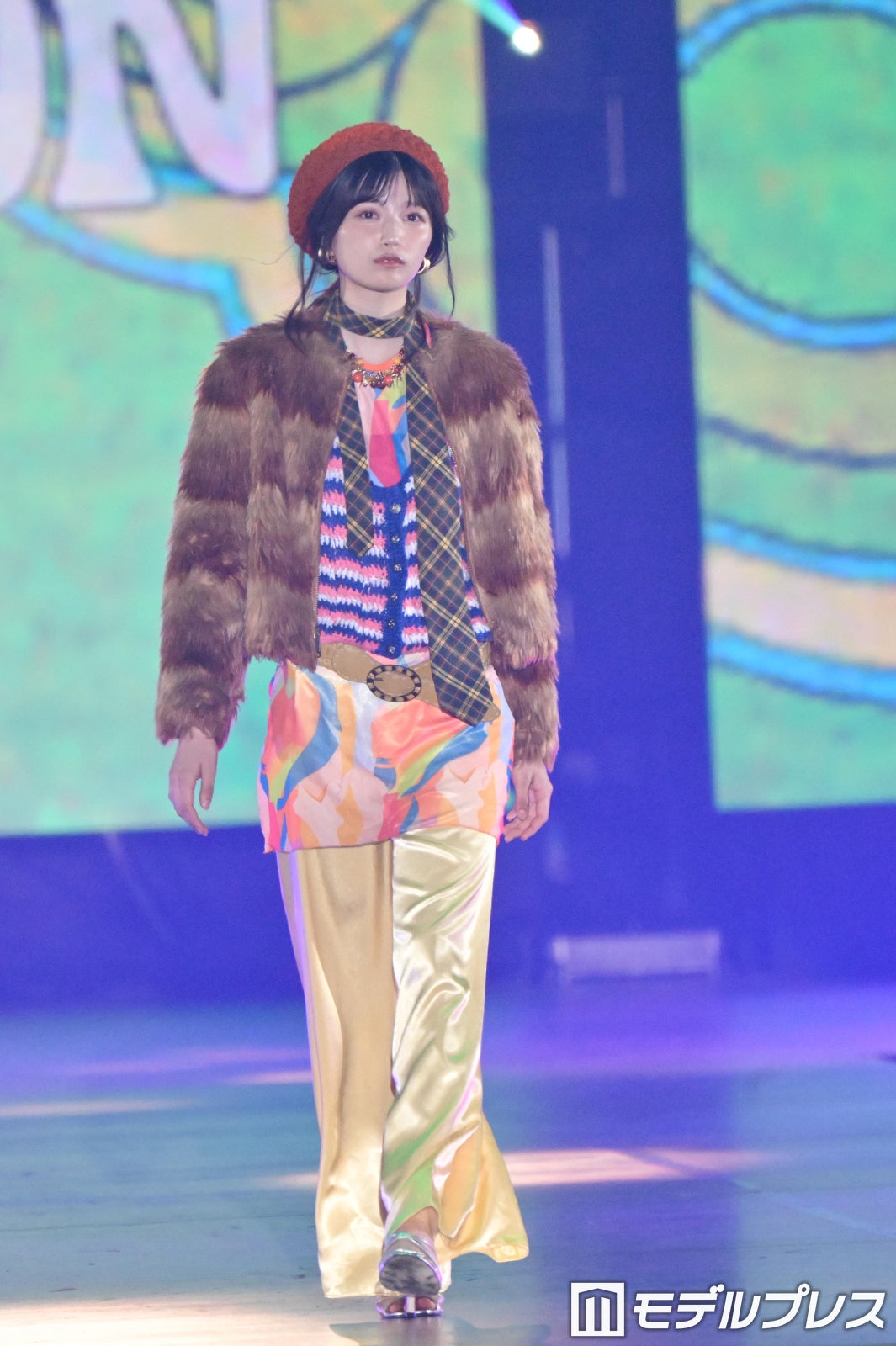 （C）モデルプレス