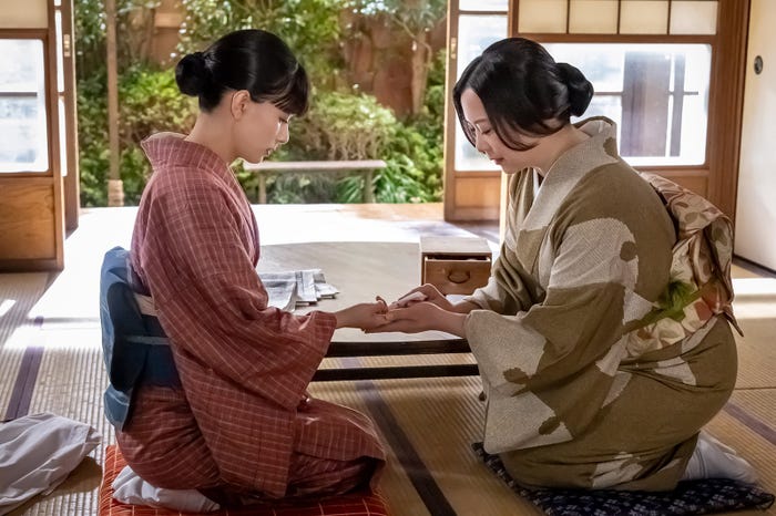 芳根京子、和久井映見「波うららかに、めおと日和」第5話(C)フジテレビ