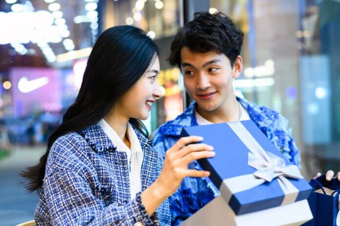 ⑦新しいワクワク感や経験のない刺激を脳に与える