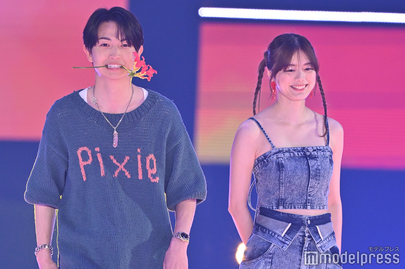 綱啓永、紺野彩夏（C）モデルプレス