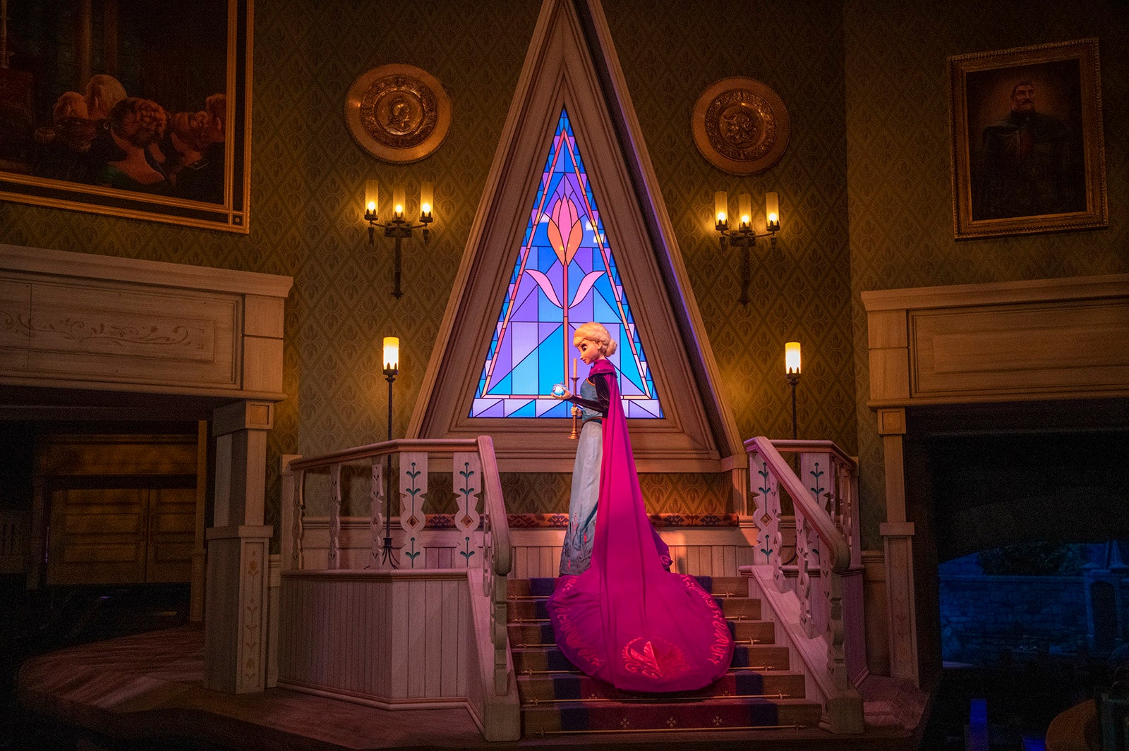 「フローズンキングダム」（C）Disney