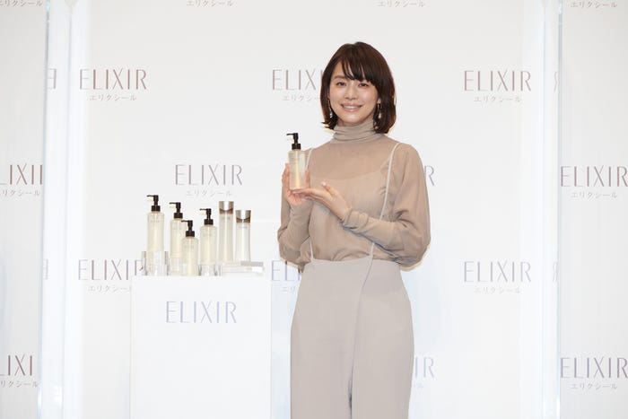 石田ゆり子(提供写真)