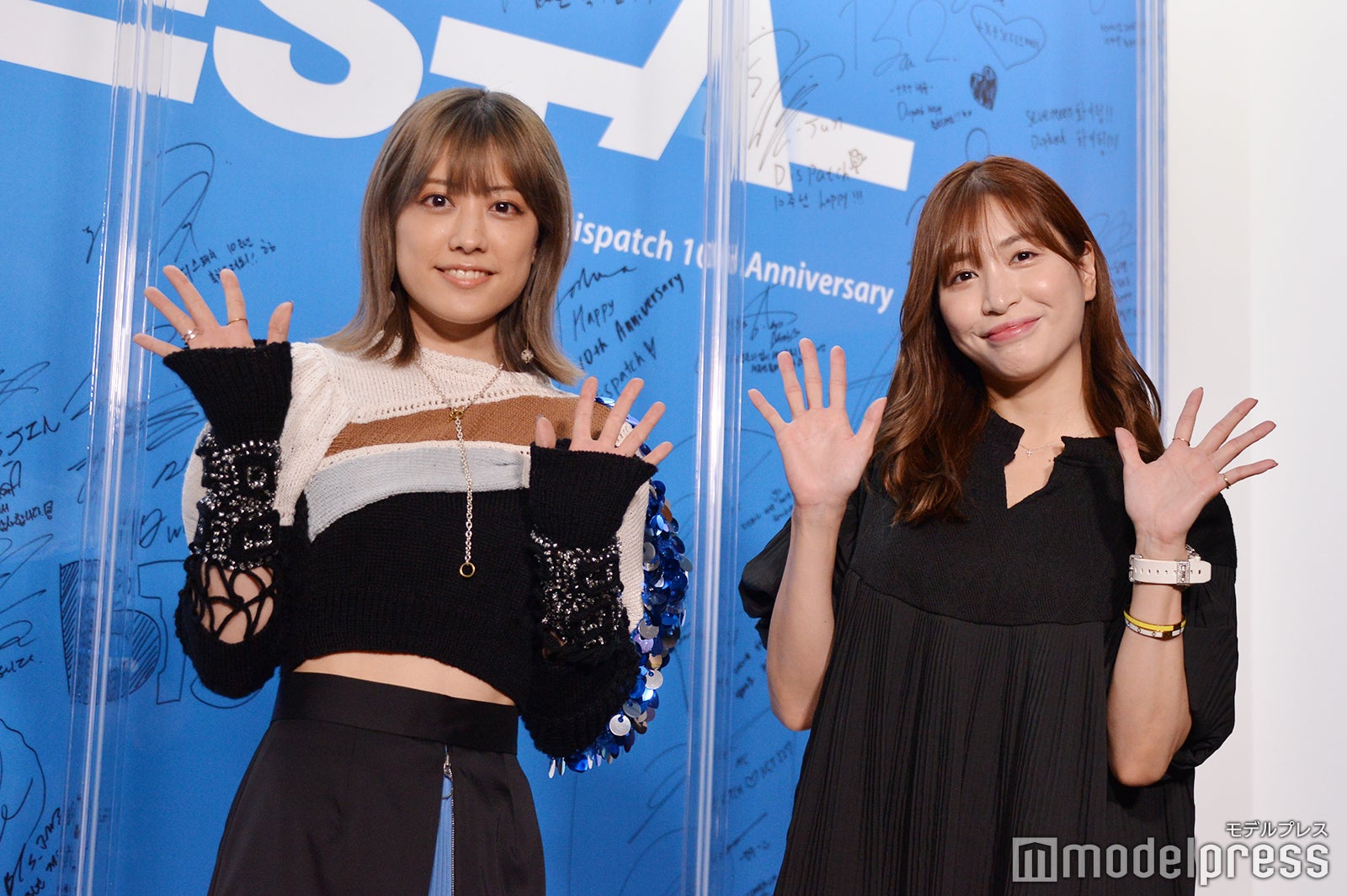 （左から）福田沙紀、大島麻衣 （C）モデルプレス