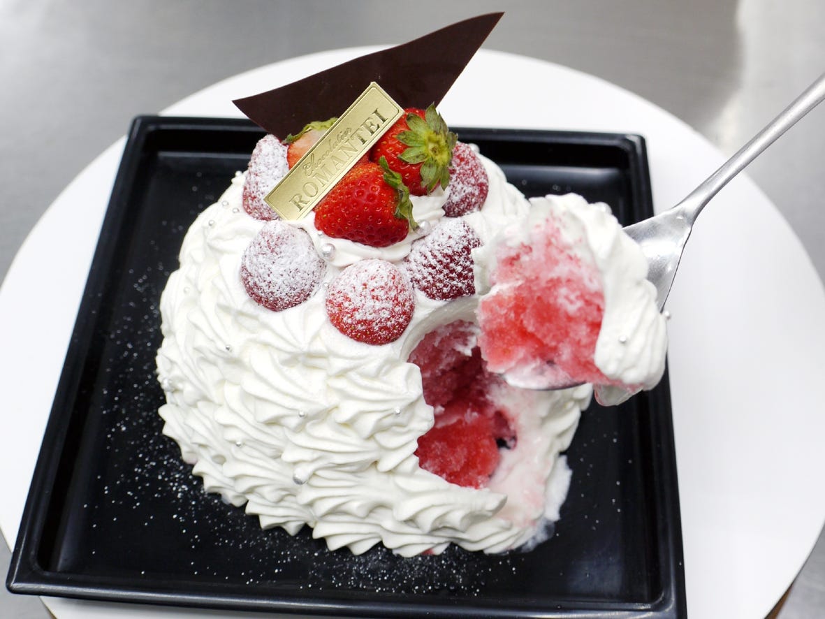 総勢50種のかき氷が集結「ご当地かき氷祭」 ケーキそっくりスイーツ氷&カレー味の変わり種も