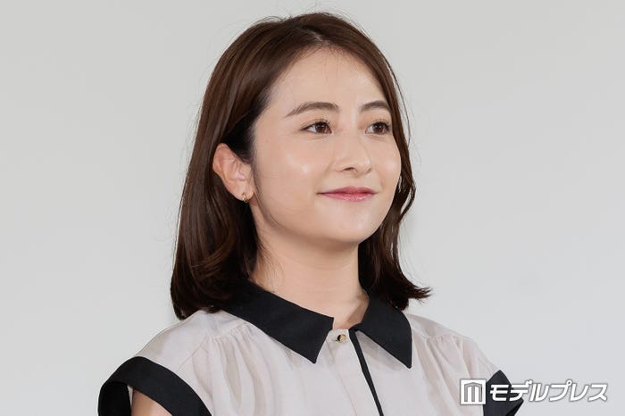 日比麻音子アナ(C)モデルプレス