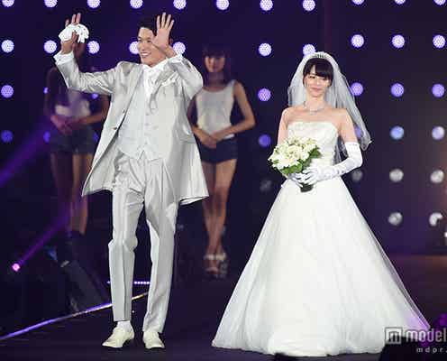 香里奈&鈴木亮平、ウエディング姿でランウェイ “お似合い”2ショットに観客うっとり<TGC2015A/W>