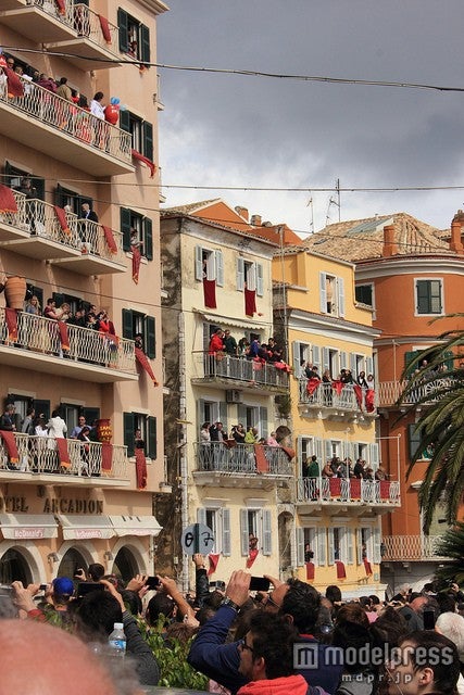 ケルキラ島のユニークなイースターは多くの見物客が訪れる／photo by Μanu