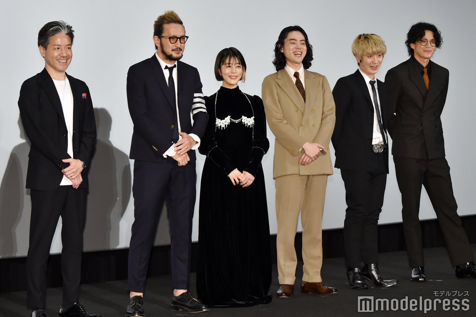 永井聡監督、中村獅童、高畑充希、菅田将暉、Fukase、小栗旬（C）モデルプレス