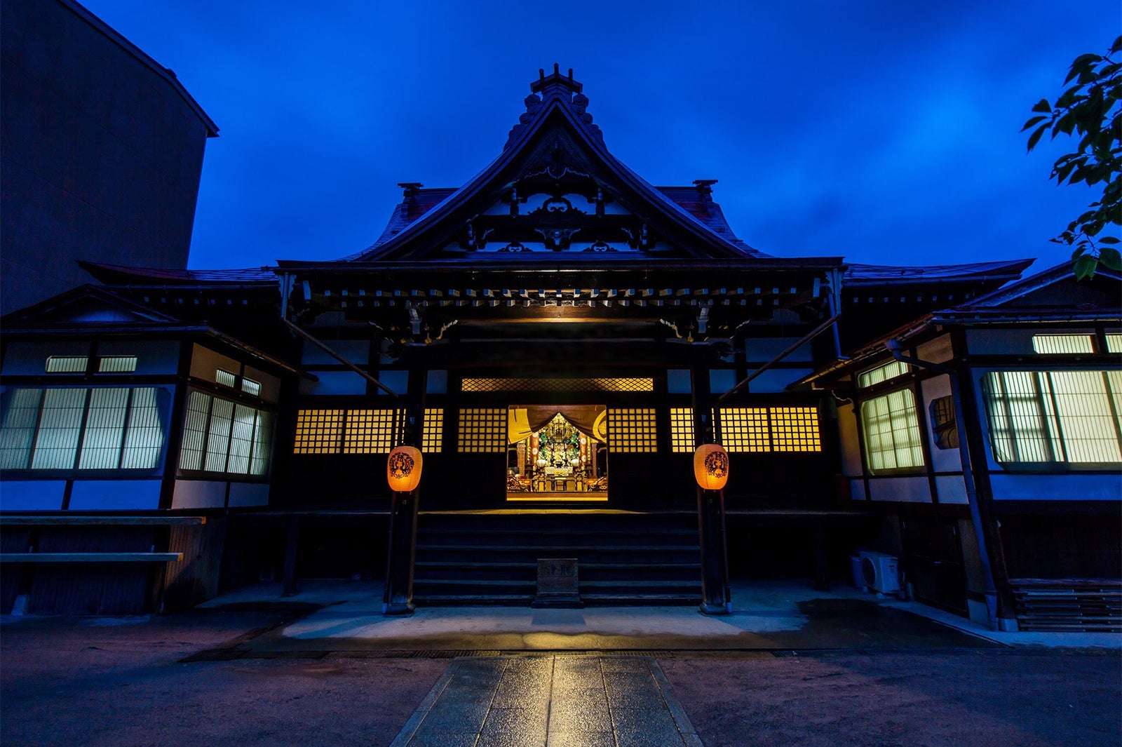 TEMPLE HOTEL 高山善光寺／画像提供：シェアウィング