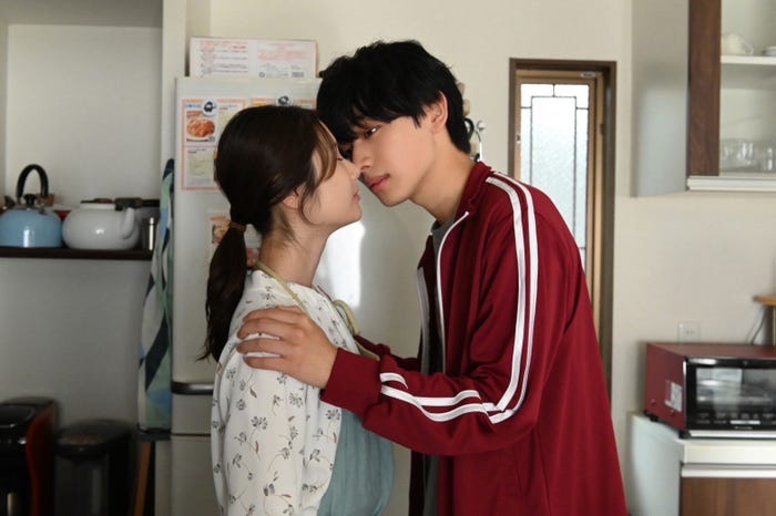 小野花梨、宮世琉弥「スノードロップの初恋」第7話(C)カンテレ