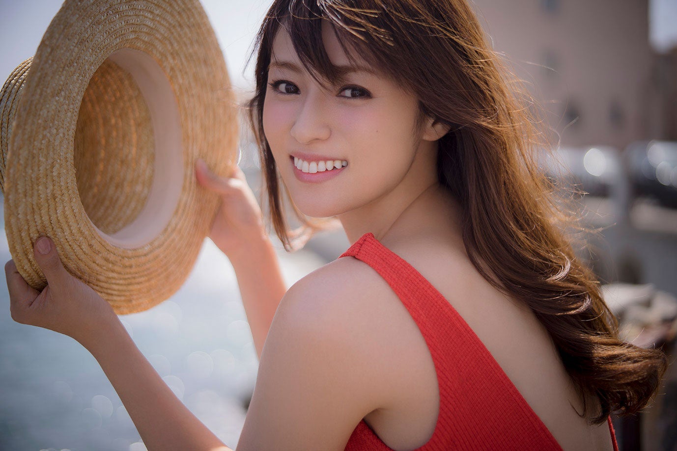 撮影：中村和考／深田恭子写真集『palpito』講談社