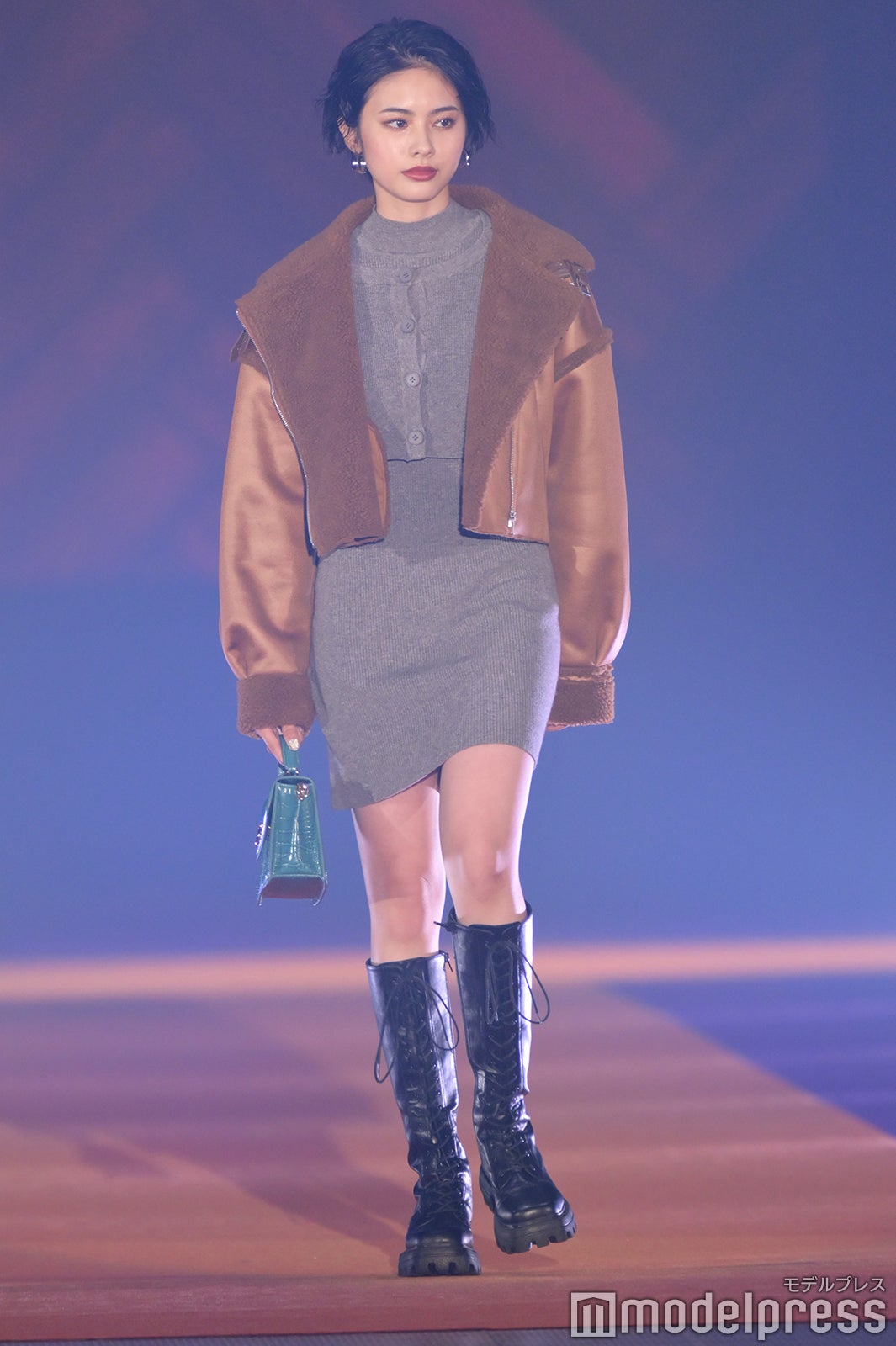 （C）モデルプレス