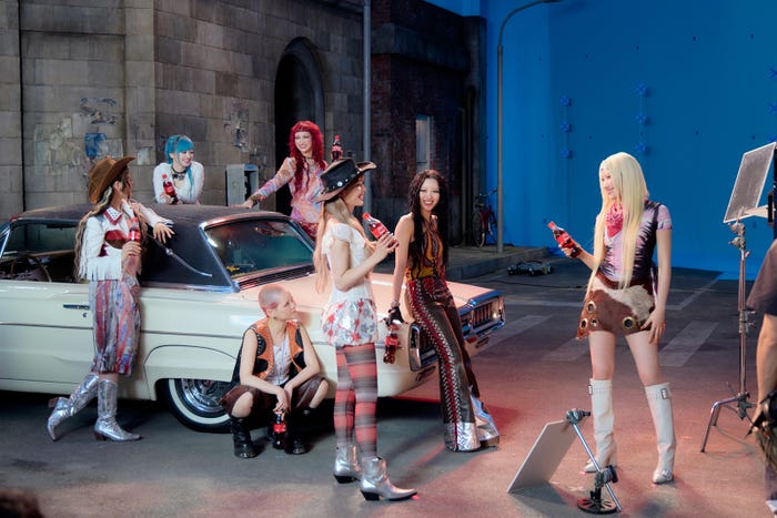 XG「夢中全開。XG」篇(提供写真)