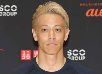W杯・本田さんと実況の小宮山晃義アナ 所属のNHK大阪局長「コンビネーション凄い役割分担」「本田さんを自由に、2人が家で観戦してるみたい」