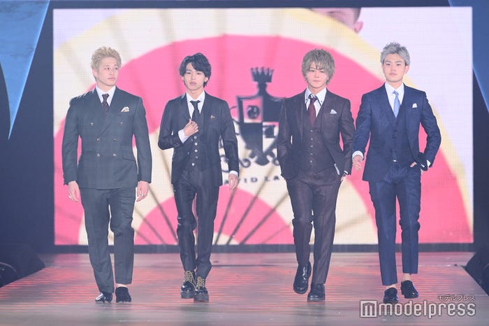 アマリザ、タロー社長、こたつ、わかゔぁ (C)モデルプレス