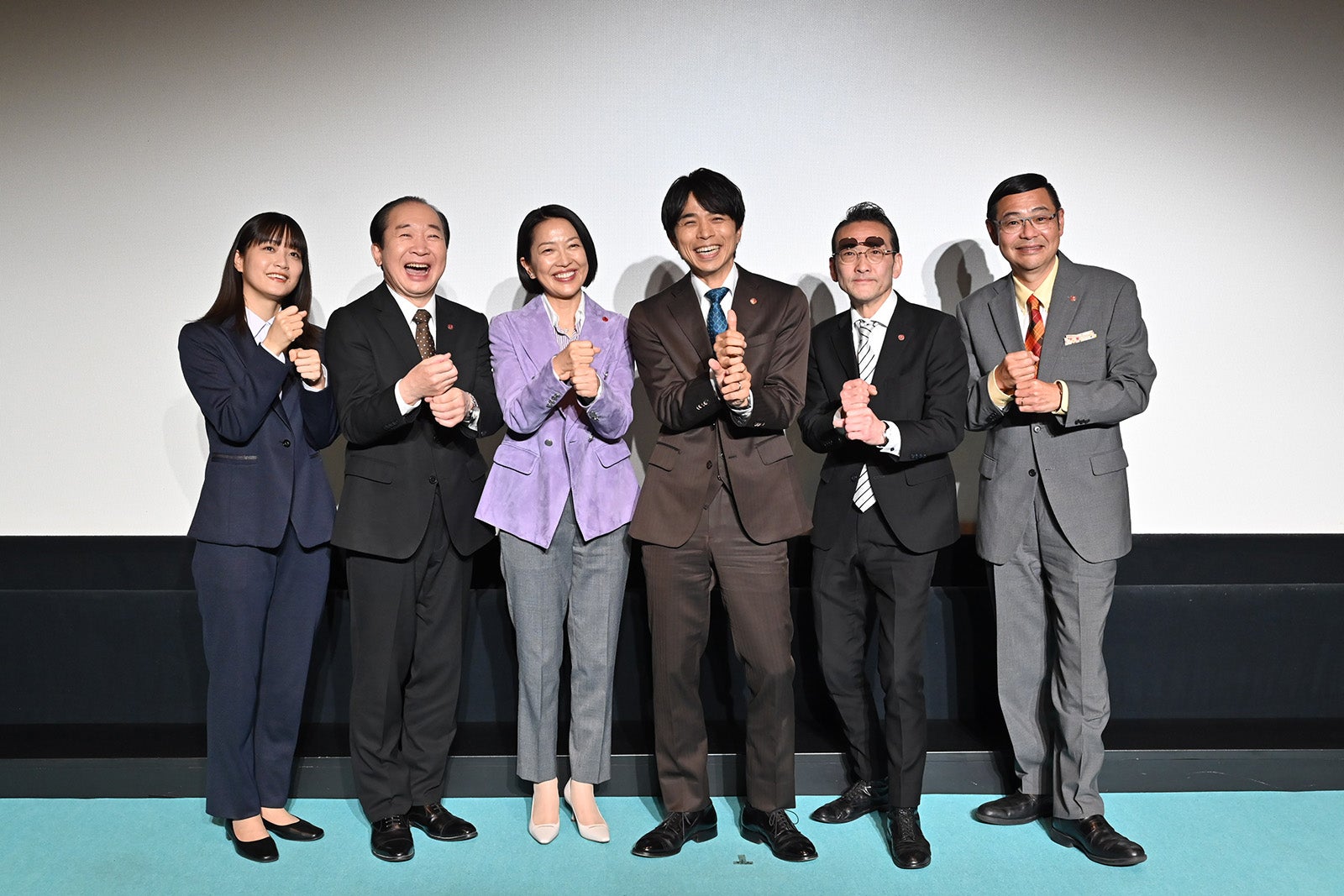 （左から）深川麻衣、中村梅雀、羽田美智子、井ノ原快彦、吹越満、田口浩正 （C）テレビ朝日