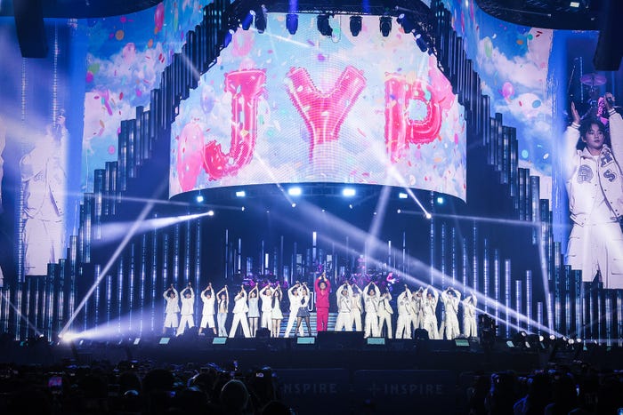 J.Y. Parkら「Weverse Con」15日公演(C)2024 Weverse Con Festival